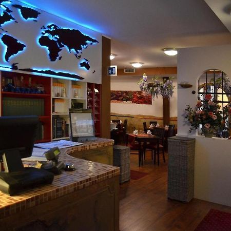 Dulcinea Hotel Муджа Екстер'єр фото