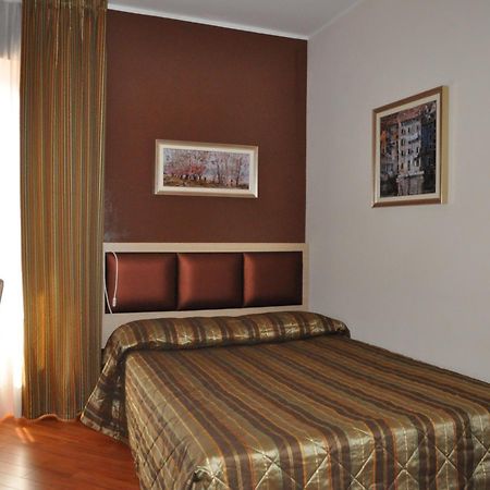 Dulcinea Hotel Муджа Екстер'єр фото
